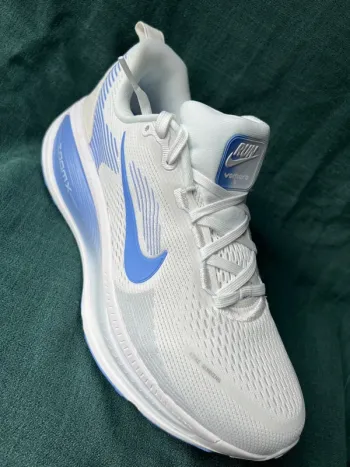 Gebrauchtes Nike Vomero 18 bike