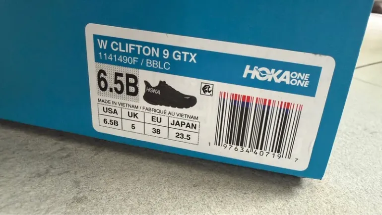 Tweedehands Hoka Clifton 9 GTX bike — afbeelding 5 van 6