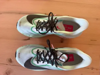 Used Nike Zoomfly 6 bike — image 2 of 4