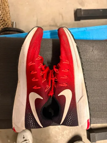 Used Nike Pegasus 33 Running Shoes