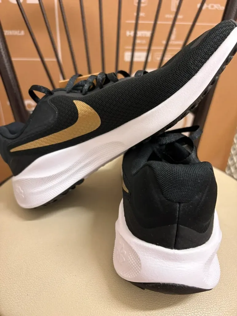 Used Nike Revolution 7 bike — image 3 of 5