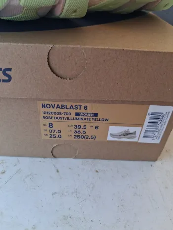 Gebrauchtes Asics Novablast 6 bike — Bild 9 von 10