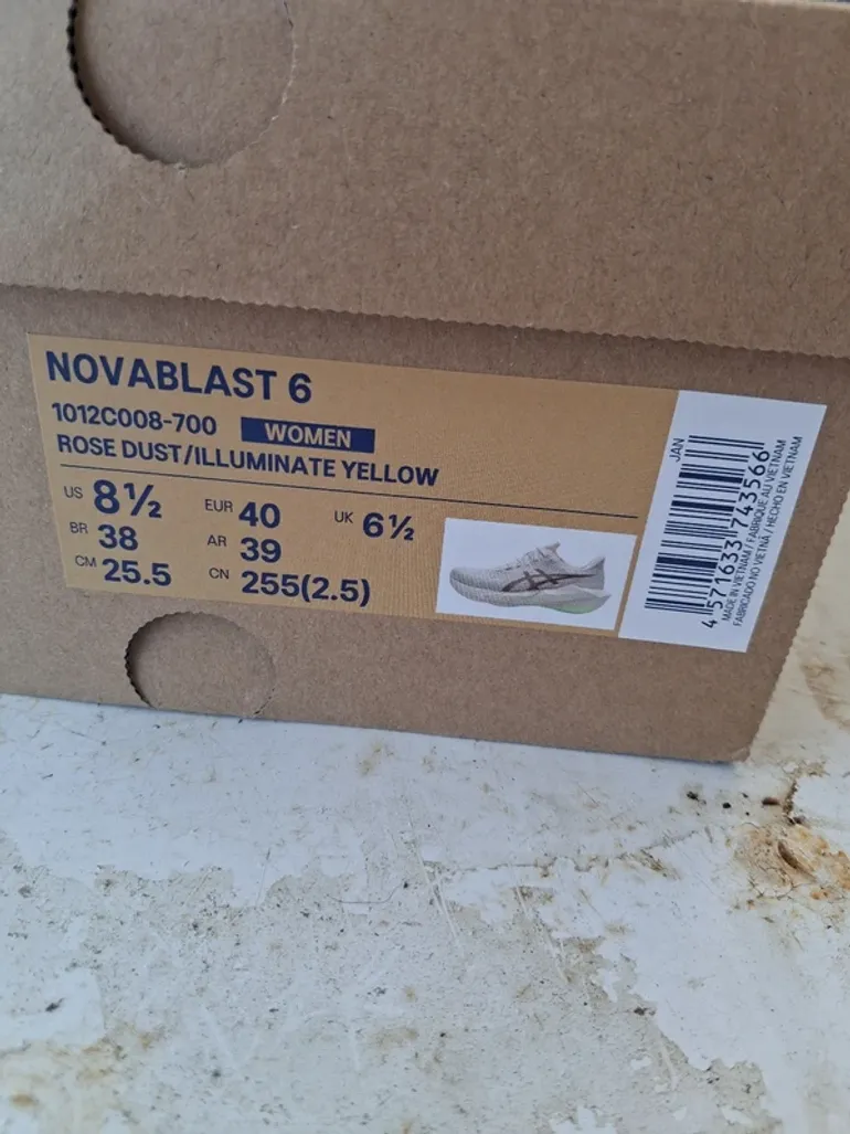 Used Asics novablast 6 bike — image 9 of 10