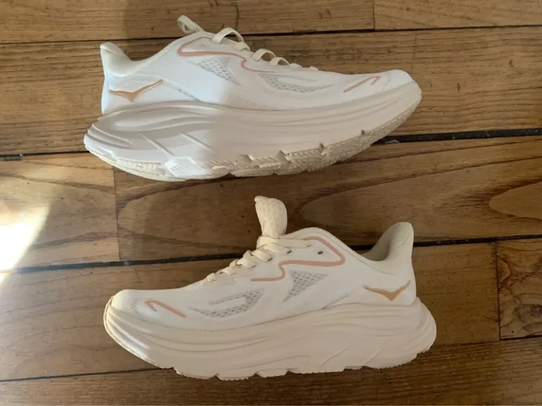 Used Hoka Shoes bike — image 4 of 7