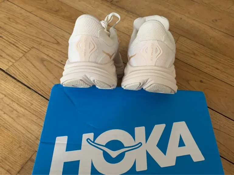Used Hoka Shoes bike — image 2 of 7