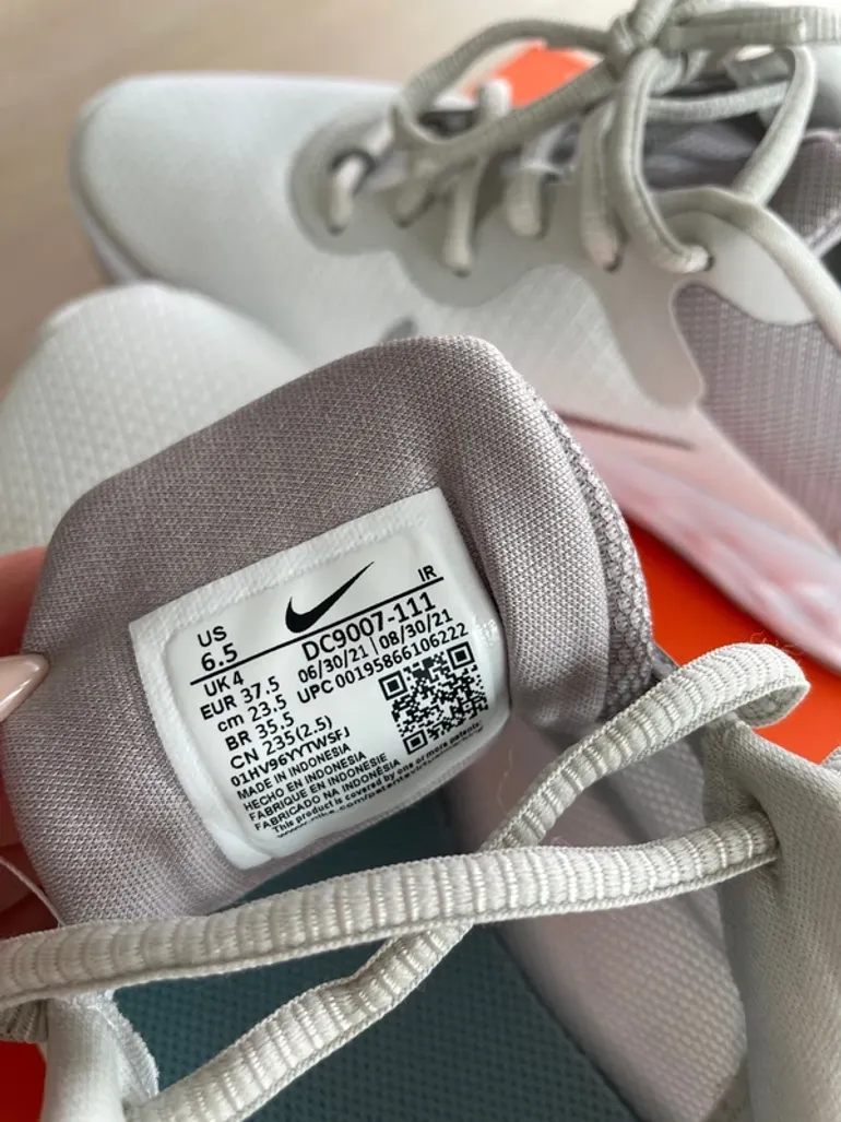 Nike Revolution 6 bike d'occasion — image 4 sur 4