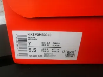 Used Nike Vomero 18 SE bike — image 7 of 8