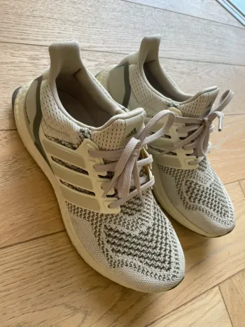 Adidas Ultra Boost bike de segunda mano — imagen 2 de 5