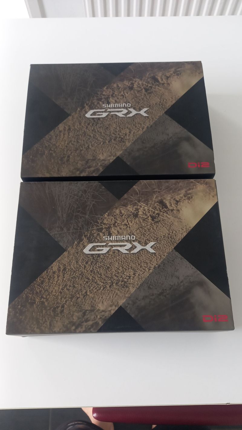 Shimano GRX Di2 ST-RX815 Shifter 2026 Drivetrain & Pedals usato