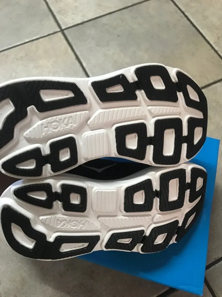 Tweedehands Hoka Scarpe 39 1/3 bike — afbeelding 5 van 7