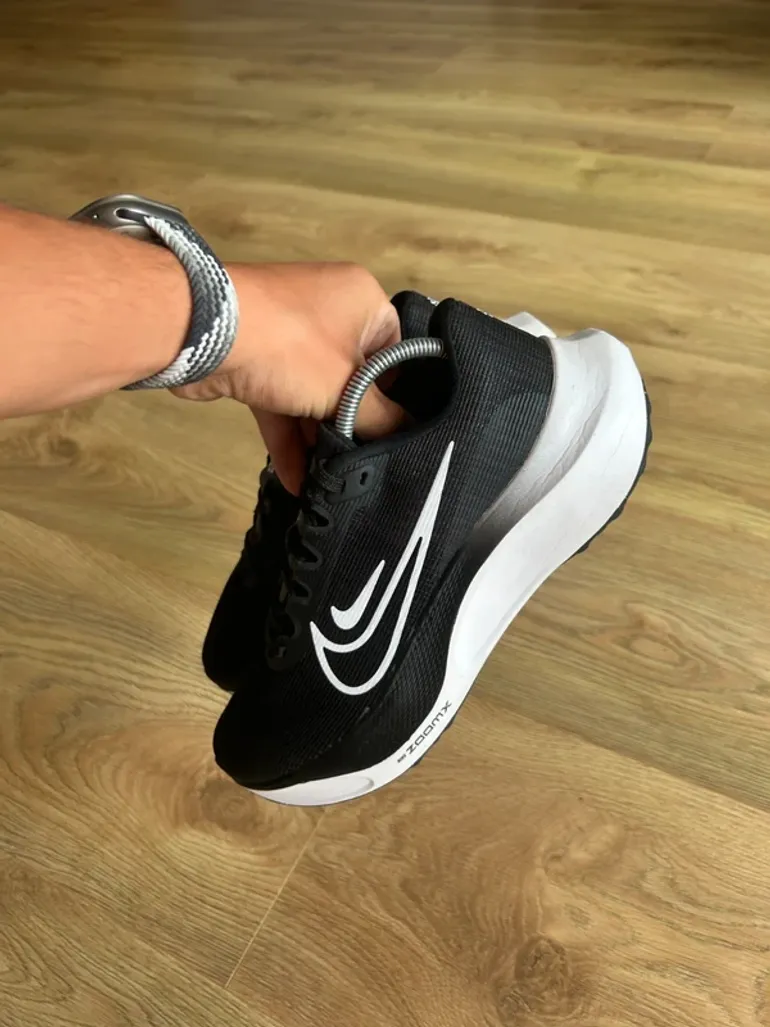 Used Nike Zoom Fly 5 bike — image 4 of 9
