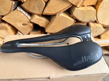 Used Selle Italia SLR Boost Superflow L3 bike