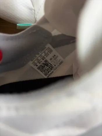 Used Adidas adizero adios pro 4 bike — image 8 of 8
