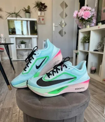 Used Nike Zoom Fly 6 bike