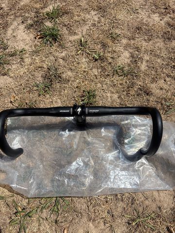 Used Specialized Handlebar 2025 bike — image 1 of 3