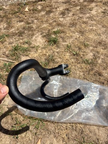 Used Specialized Handlebar 2025 bike — image 2 of 3