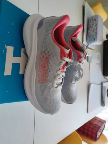 Tweedehands Hoka Mach 6 bike — afbeelding 2 van 8