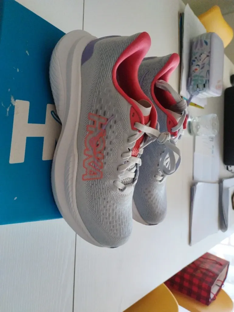 Tweedehands Hoka Mach 6 bike — afbeelding 2 van 8