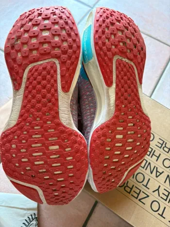 Used Nike invincible run 3 bike — image 3 of 6