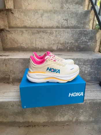 Brugt Hoka Women's Running Shoes bike