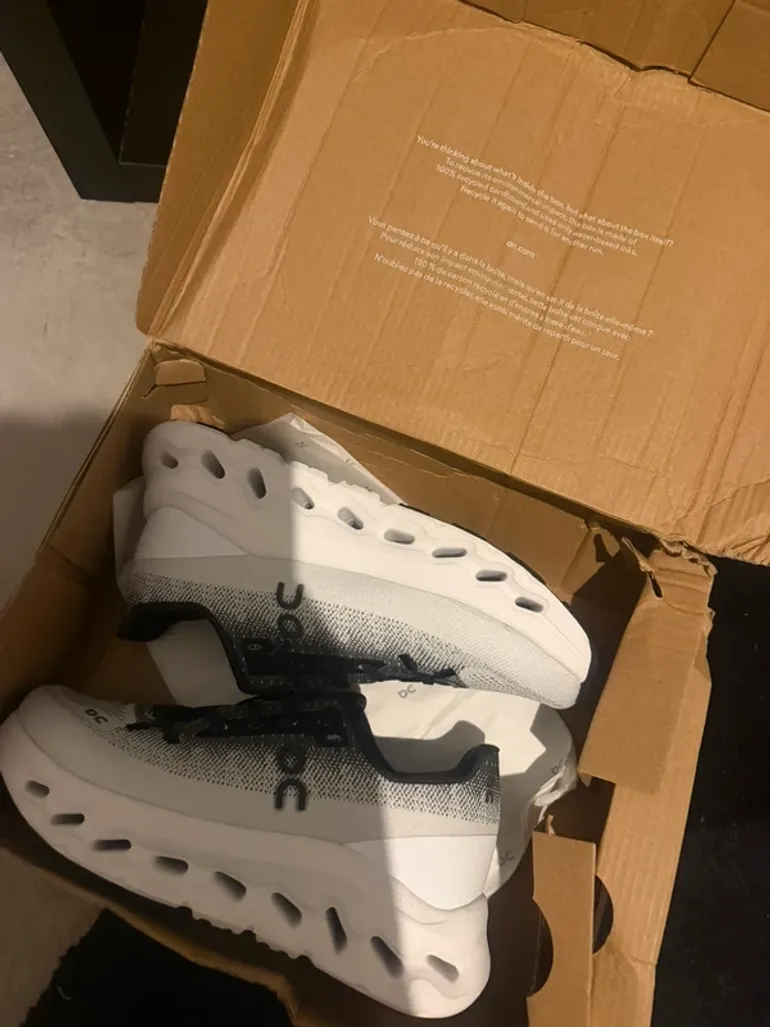 Tweedehands On Running Baskets Taille 37 bike — afbeelding 3 van 10