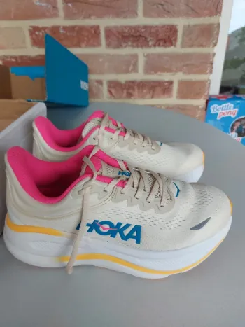 Hoka Bondi 9 bike d'occasion