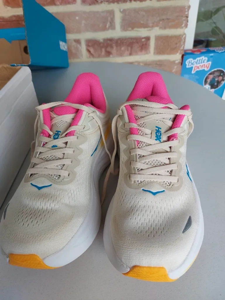 Tweedehands Hoka Bondi 9 bike — afbeelding 2 van 4