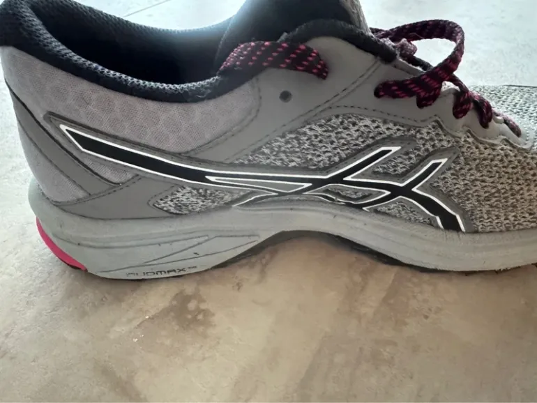 Asics Laufschuhe bike usato — immagine 4 di 8