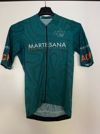 Used Acht Supply Cycling Jersey bike