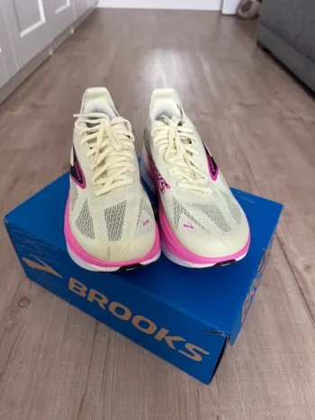 Used Brooks Hyperion Max 3 bike — image 2 of 11
