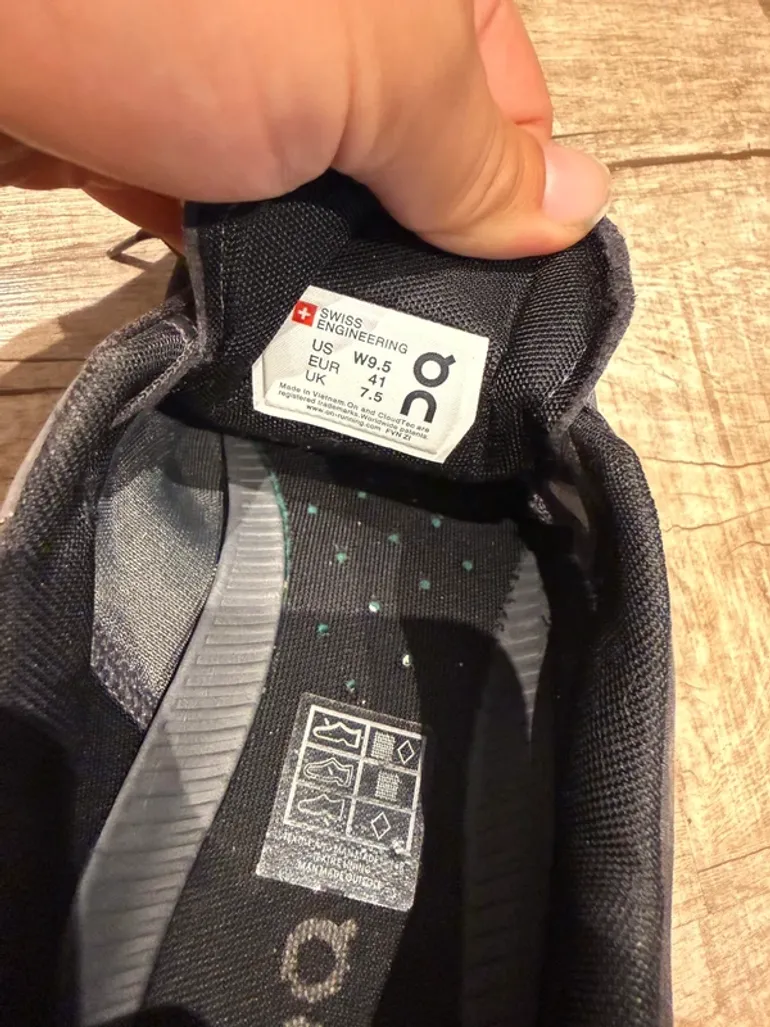 Used On Running ON Schuhe Damen Gr.41 bike — image 2 of 11