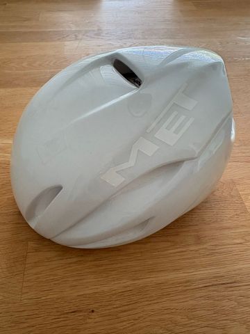 Brugt MET Manta MIPS Aero Helmet 2026 bike — billede 1 af 7