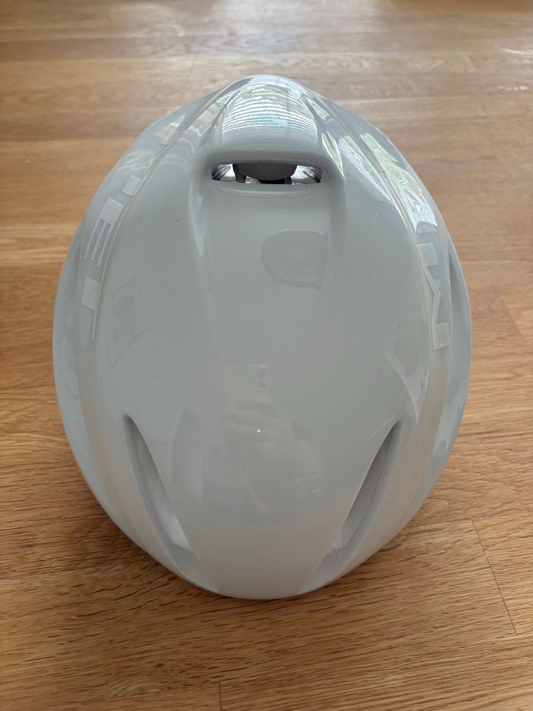 Brugt MET Manta MIPS Aero Helmet 2026 bike — billede 2 af 7
