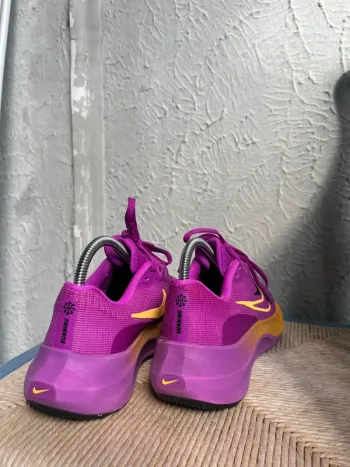Used Premium Zoom Fly 5 bike — image 8 of 8