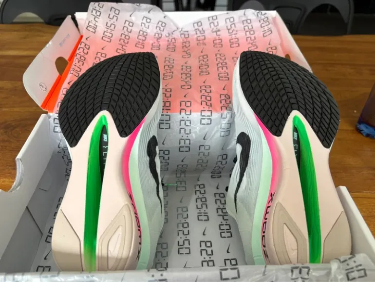 Used Nike Vaporfly Next% 4 bike — image 4 of 5