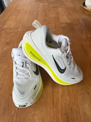 Used Nike Vomero Plus bike