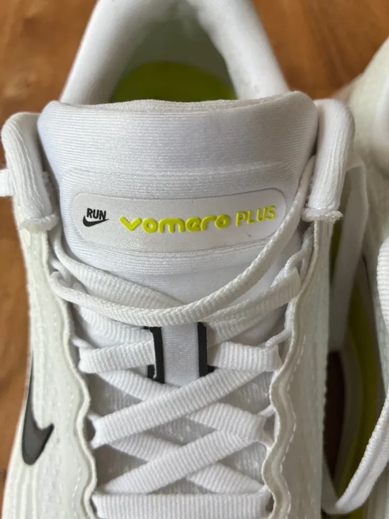Used Nike Vomero Plus bike — image 12 of 13