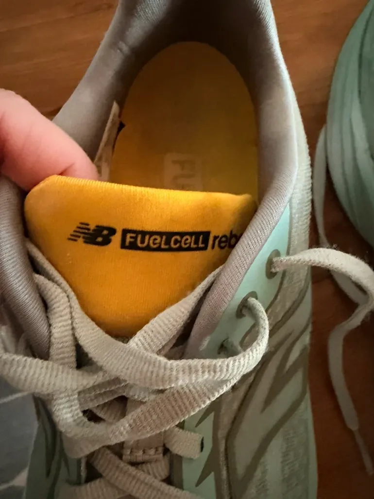 Used New Balance Running Shoes bike — image 3 of 4