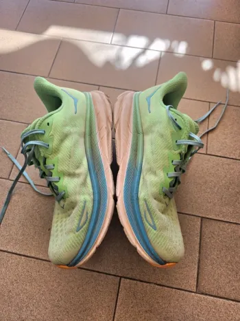 Used Hoka Clifton 9 bike