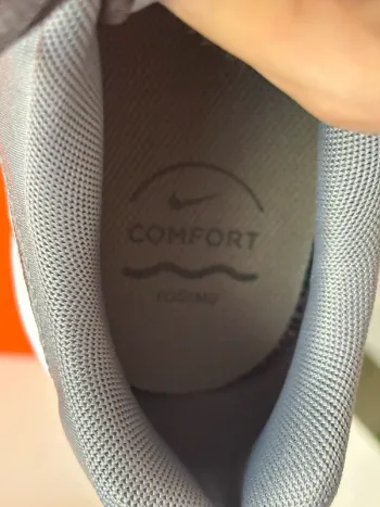Tweedehands Nike Revolution 7 bike — afbeelding 5 van 5