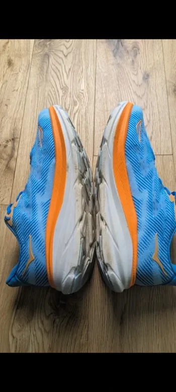 Used Hoka Clifton 9 bike — image 6 of 7