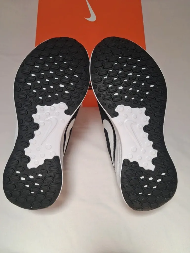 Použité Adidas Revolution 7 bike — obrázek 2 z 5