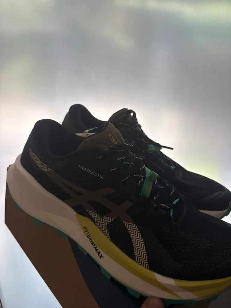 Used Asics Trabuco 14 bike — image 3 of 5