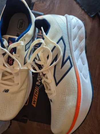 Tweedehands New Balance 520 V9 bike