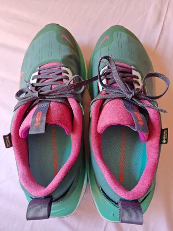 Used Nike ReactX Infinity Run Gore-Tex bike — image 3 of 7
