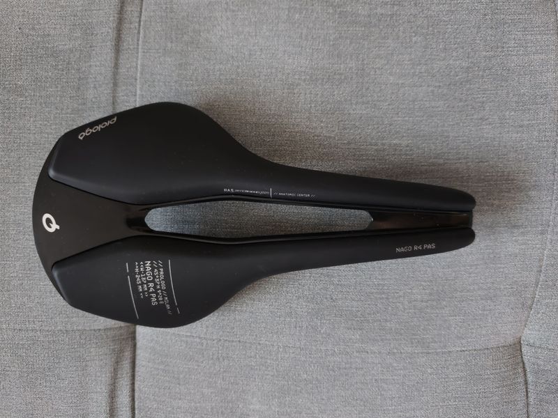 Used Prologo Nago Tirox R4 PAS 137mm Saddles & Seatposts