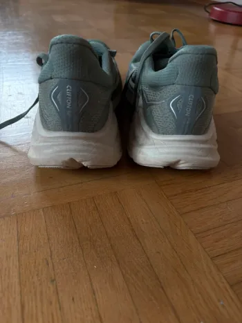 Used Hoka Clifton 10 bike — image 4 of 5