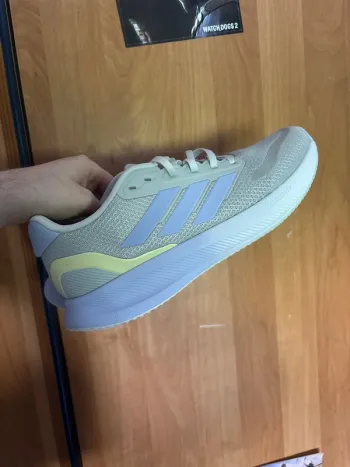 Použité Adidas Sneakers bike
