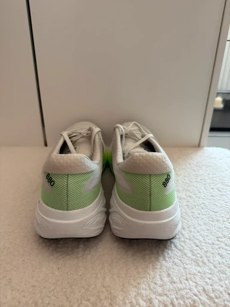 Gebrauchtes New Balance Fresh Foam X 880 v15 bike — Bild 6 von 12