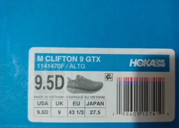 Used Hoka Clifton 9 GTX bike — image 5 of 5